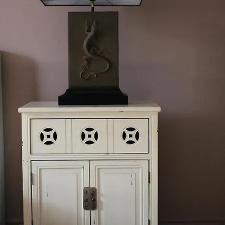 فيلة Victoria-loven Park