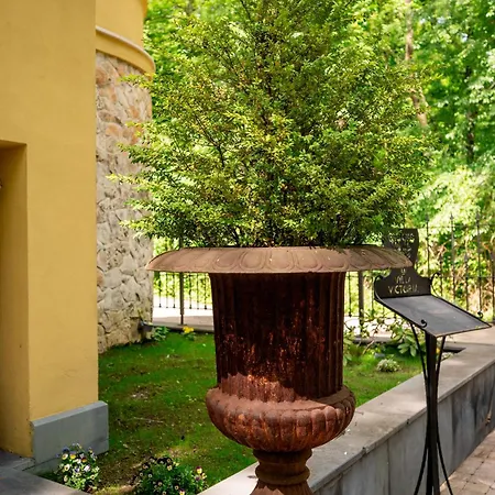 Victoria Loven Park Boutique Villa *