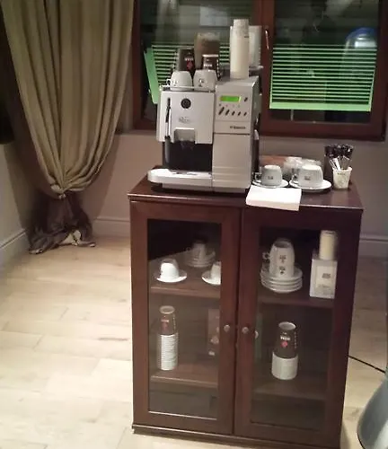 维多利亚别墅 - 络温园索非亚 别墅 索菲亞